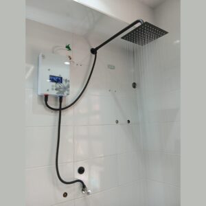 White & Elegant Black Top shower